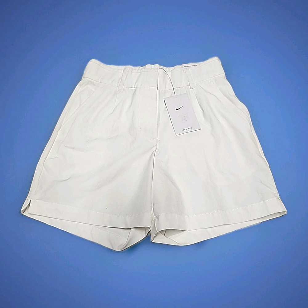 Nike Dri-Fit Women's 5” Golf Shorts In White Size XS(NWT)